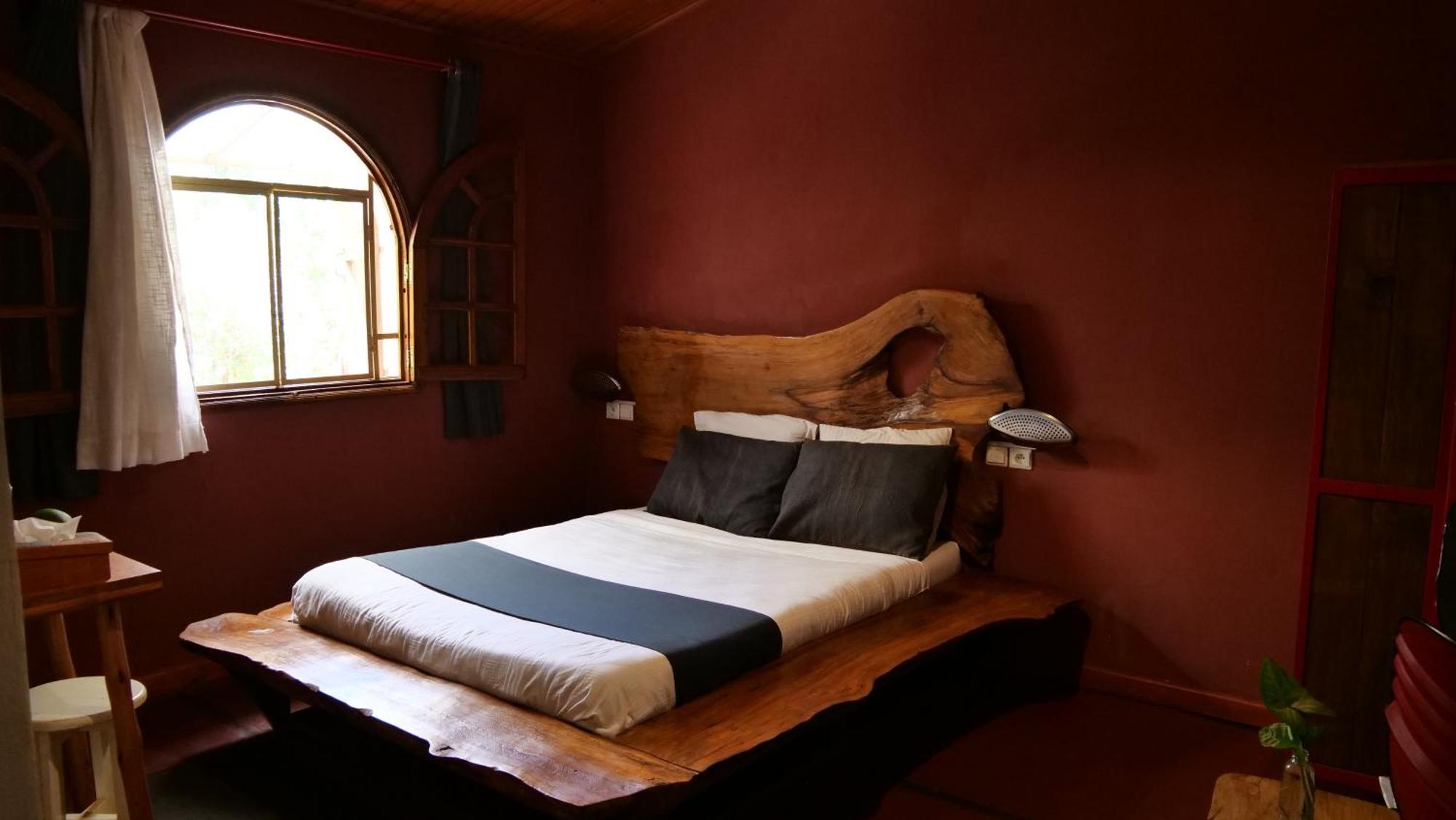 Souimanga-Hotel Antsirabe Exteriör bild